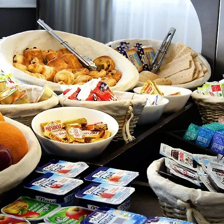 Kyriad Direct Hotel
