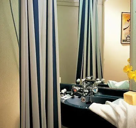 Kyriad Direct Hotel