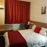 Kyriad Direct Hotel 2*