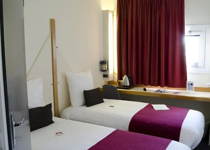 Kyriad Direct Hotel