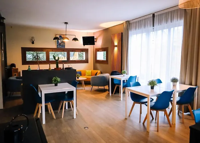 Kyriad Direct Hotel 2*